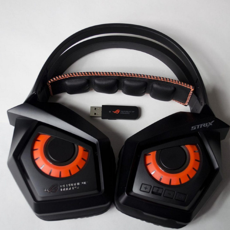 هدفون مخصوص بازی بی سیم ایسوس مدل STRIX WIRELEES